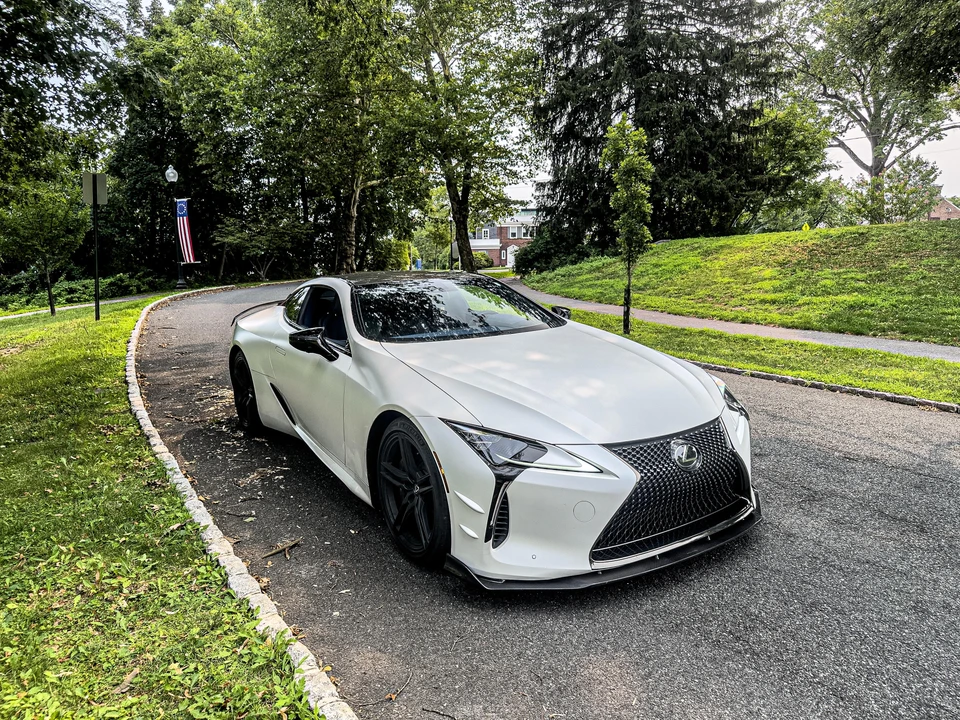 2024 Lexus LC - Image 12 of 31