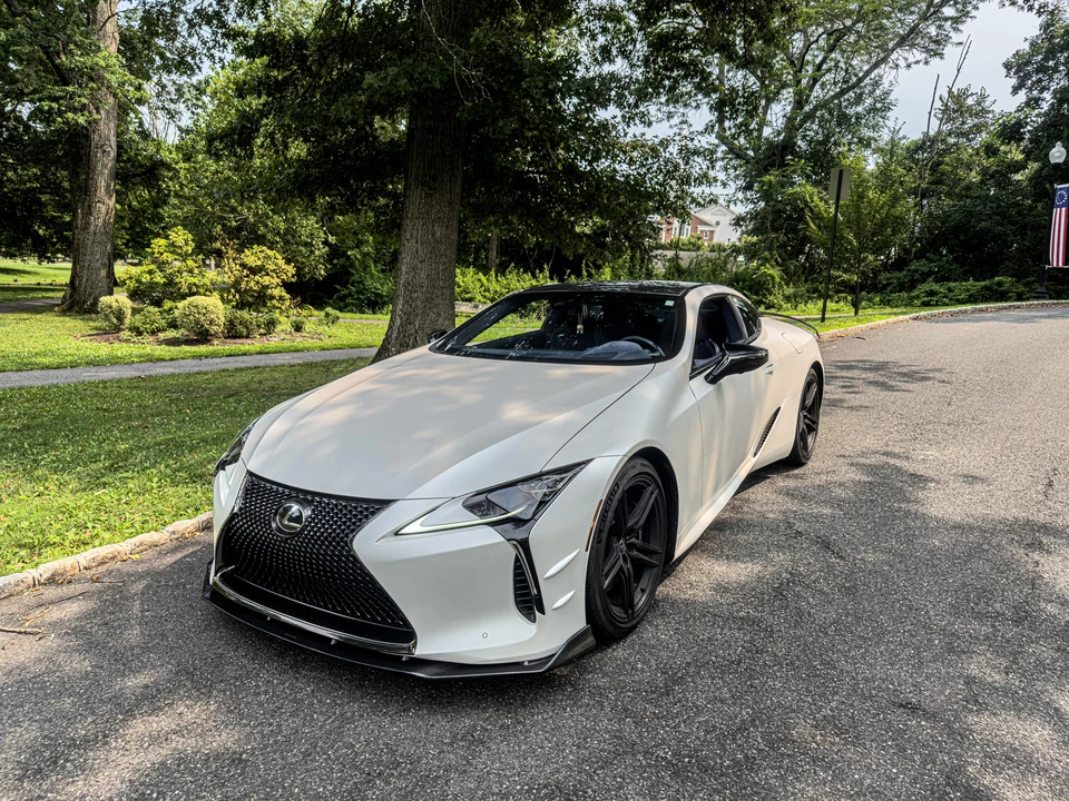 2024 Lexus LC - Image 7 of 31
