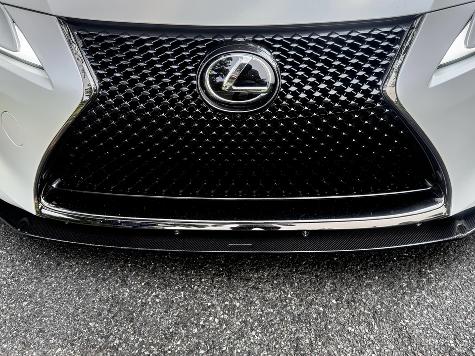 2024 Lexus LC - Image 15 of 31
