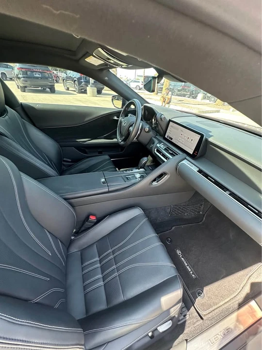 2024 Lexus LC - Image 7 of 10
