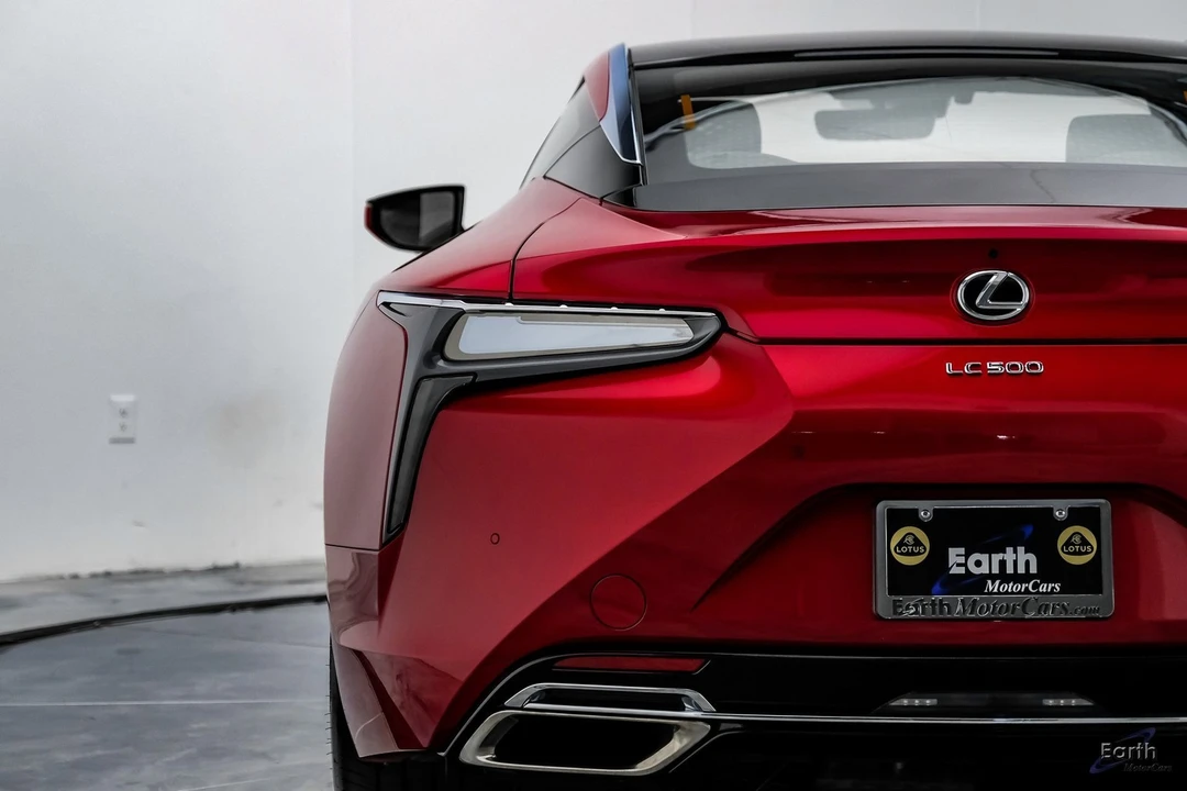 2024 Lexus LC - Image 12 of 12