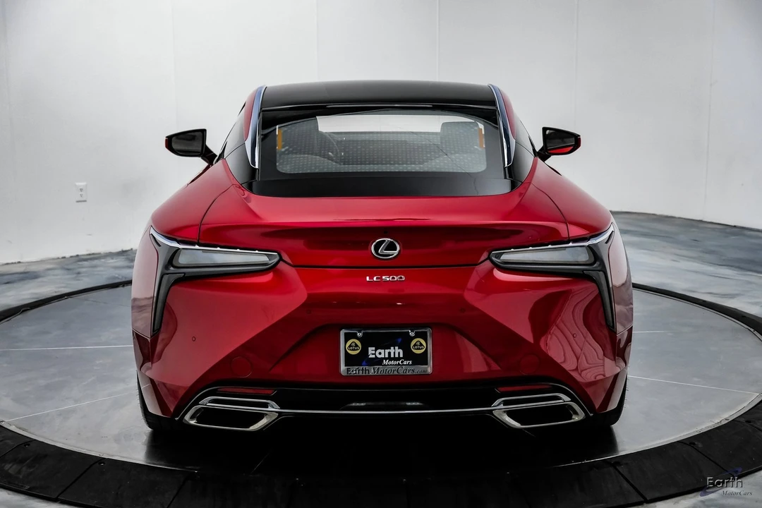 2024 Lexus LC - Image 11 of 12