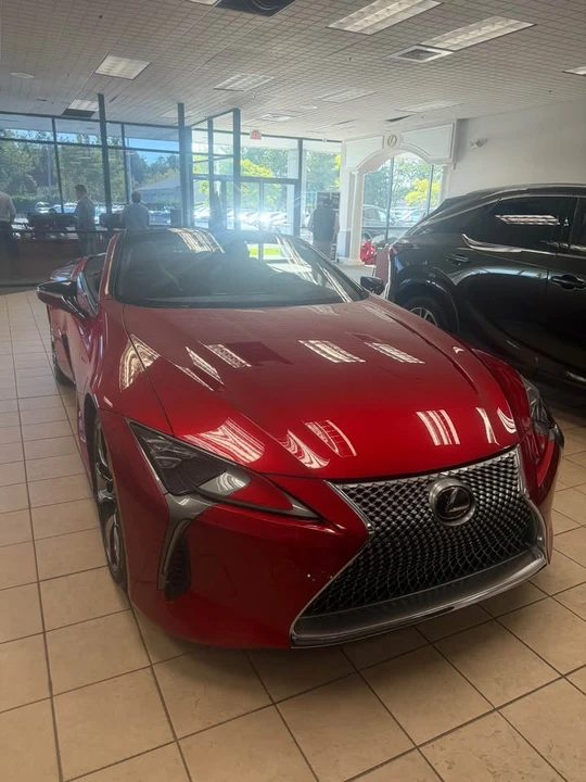 2024 Lexus LC - Image 2 of 7