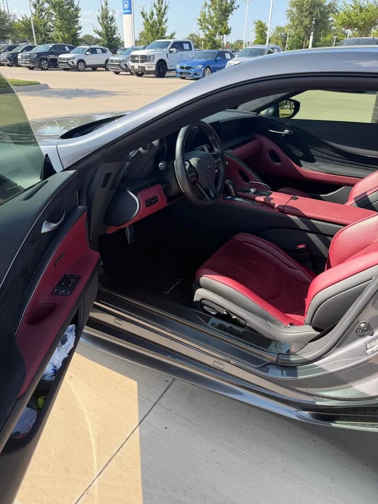 2024 Lexus LC - Image 13 of 19