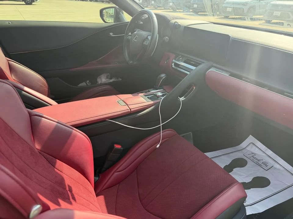 2024 Lexus LC - Image 16 of 19