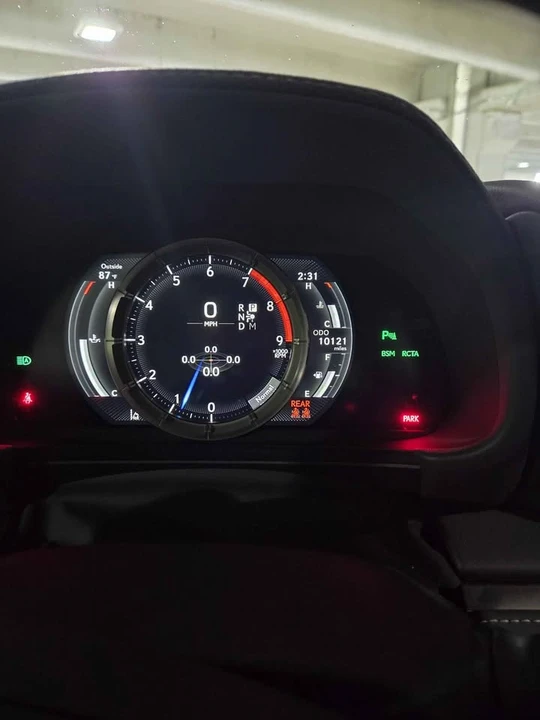 2024 Lexus LC - Image 12 of 12