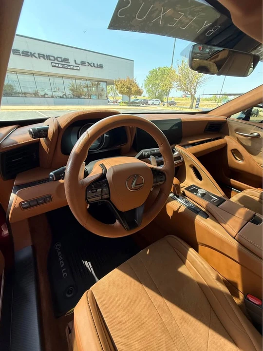 2024 Lexus LC - Image 10 of 15