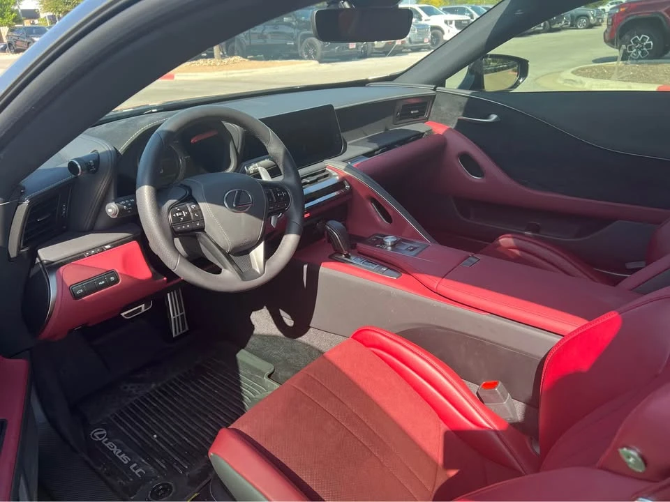2024 Lexus LC - Image 7 of 8