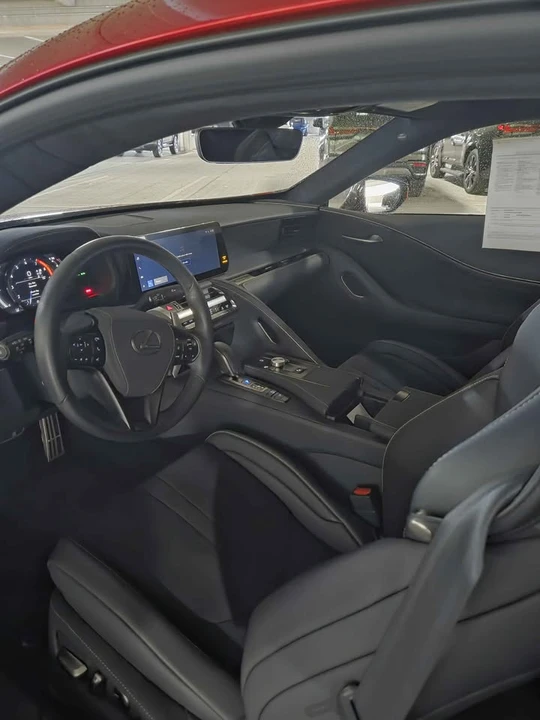2024 Lexus LC - Image 10 of 12