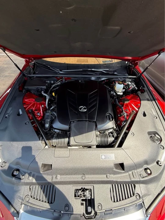 2024 Lexus LC - Image 14 of 15