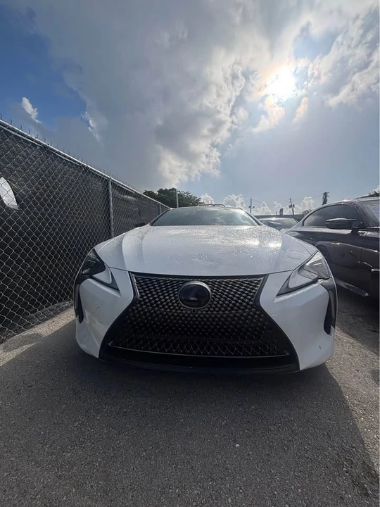 2024 Lexus LC - Image 5 of 7