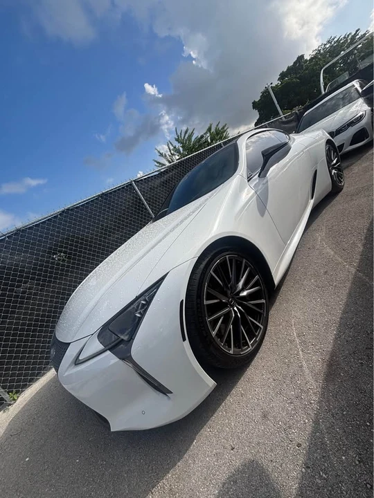 2024 Lexus LC - Image 6 of 7