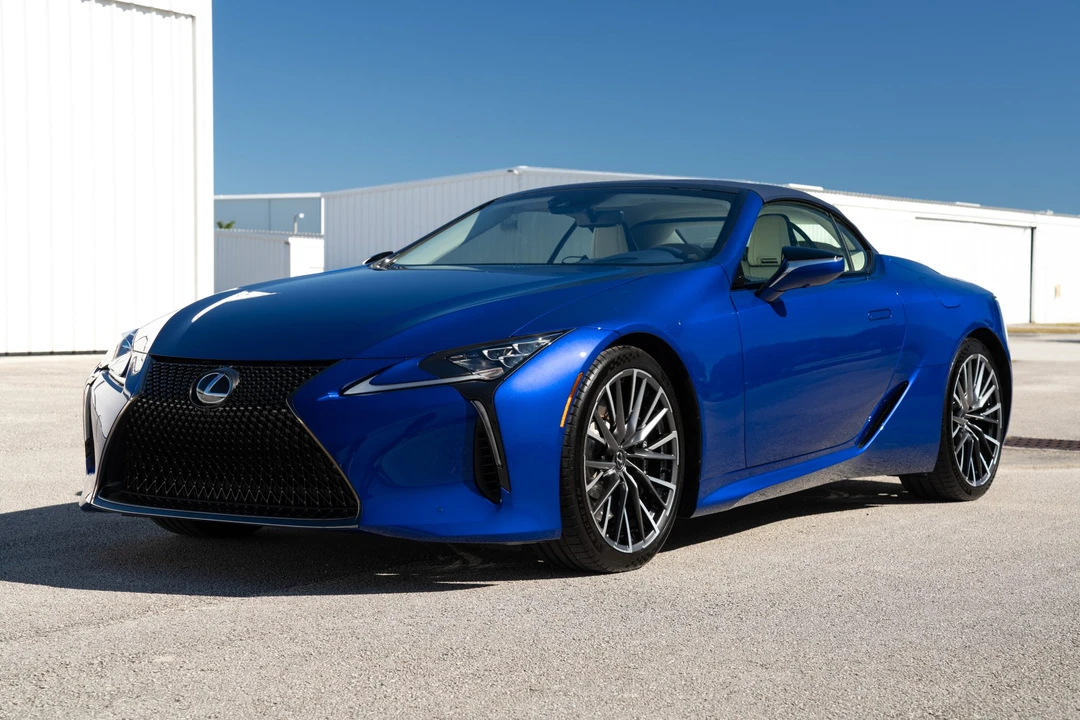2024 Lexus LC - Image 2 of 31