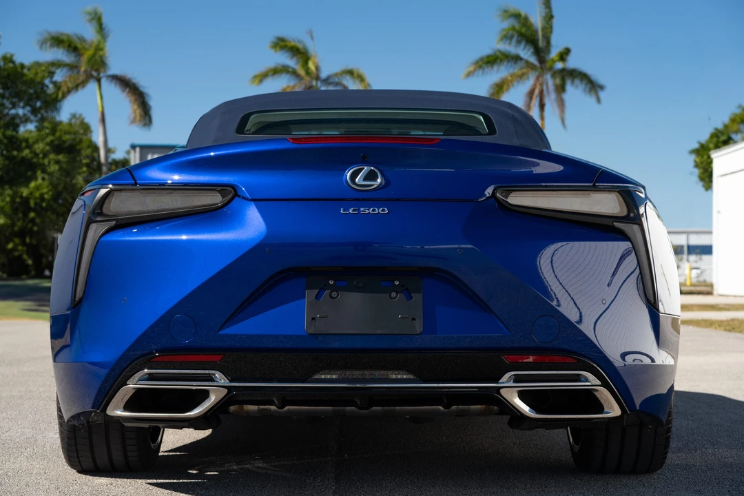 2024 Lexus LC - Image 9 of 31
