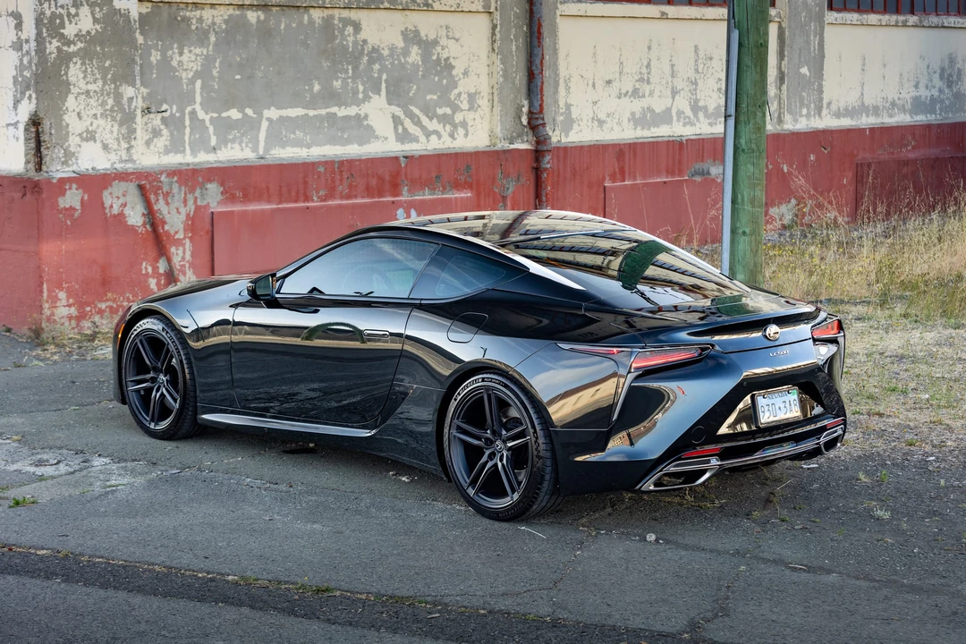 2024 Lexus LC - Image 23 of 31