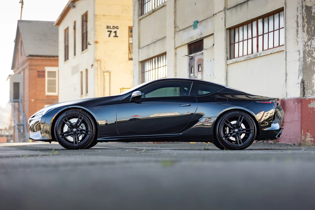 2024 Lexus LC - Image 20 of 31