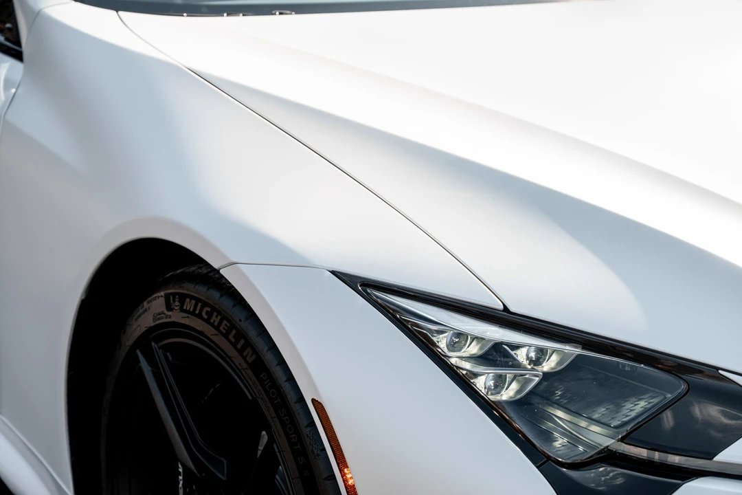 2024 Lexus LC - Image 21 of 31