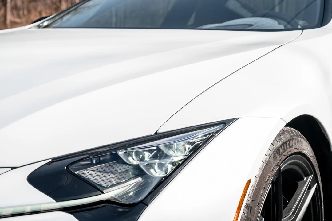 2024 Lexus LC - Image 10 of 31