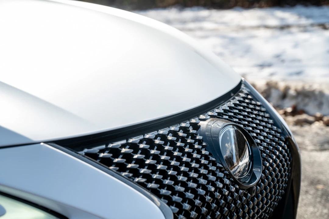 2024 Lexus LC - Image 23 of 31