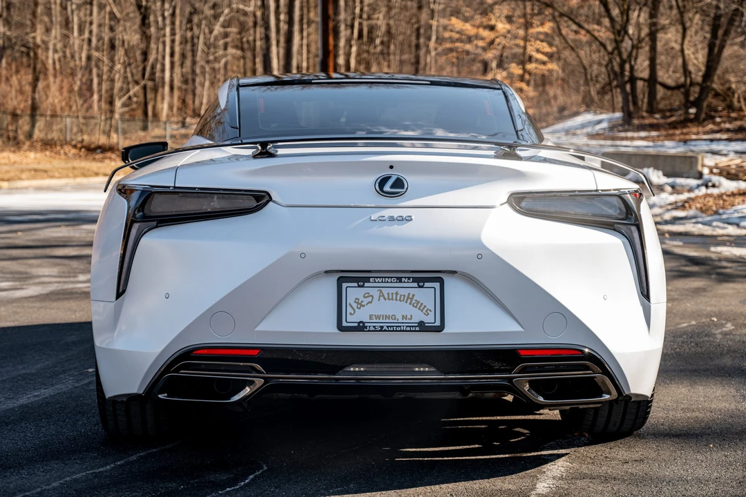 2024 Lexus LC - Image 4 of 31