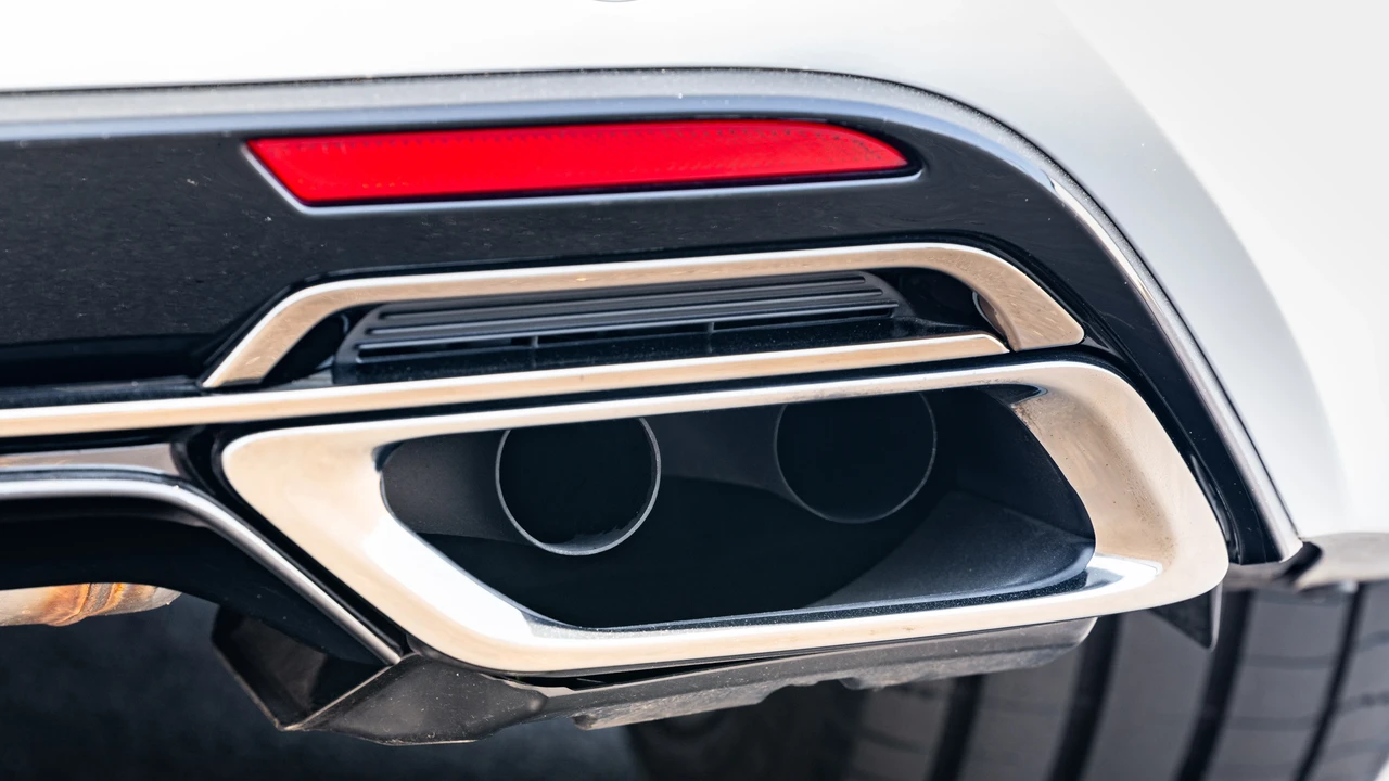 2024 Lexus LC - Image 19 of 31
