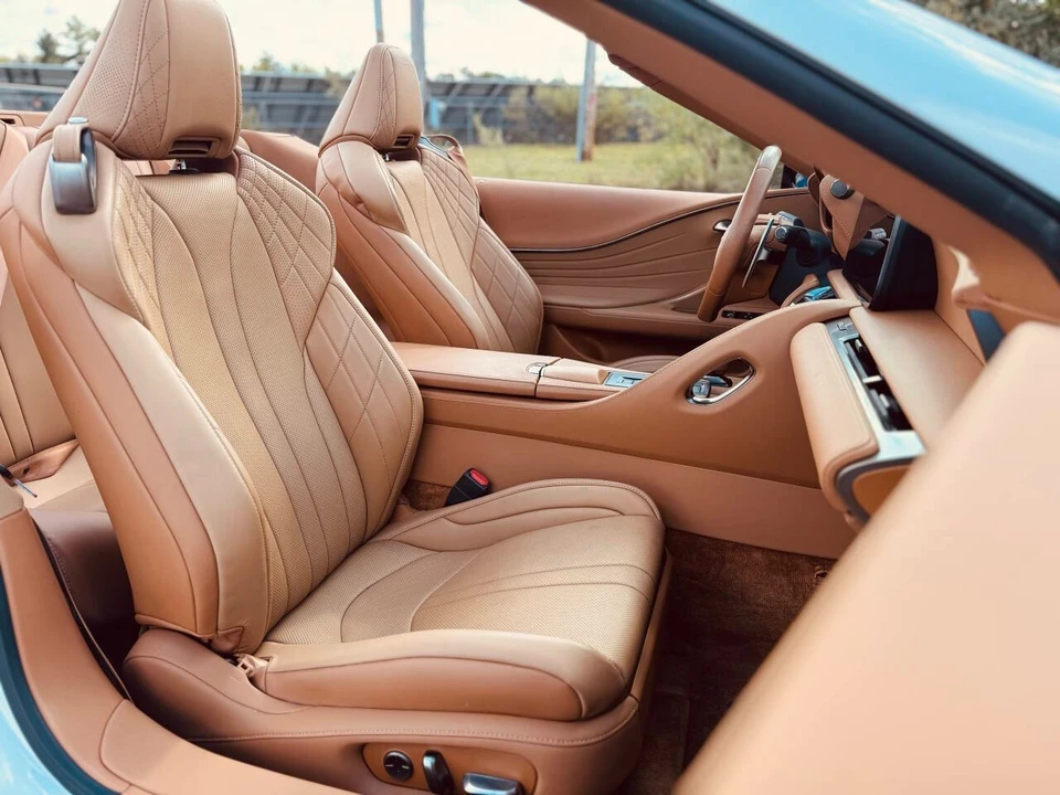 2024 Lexus LC - Image 15 of 21