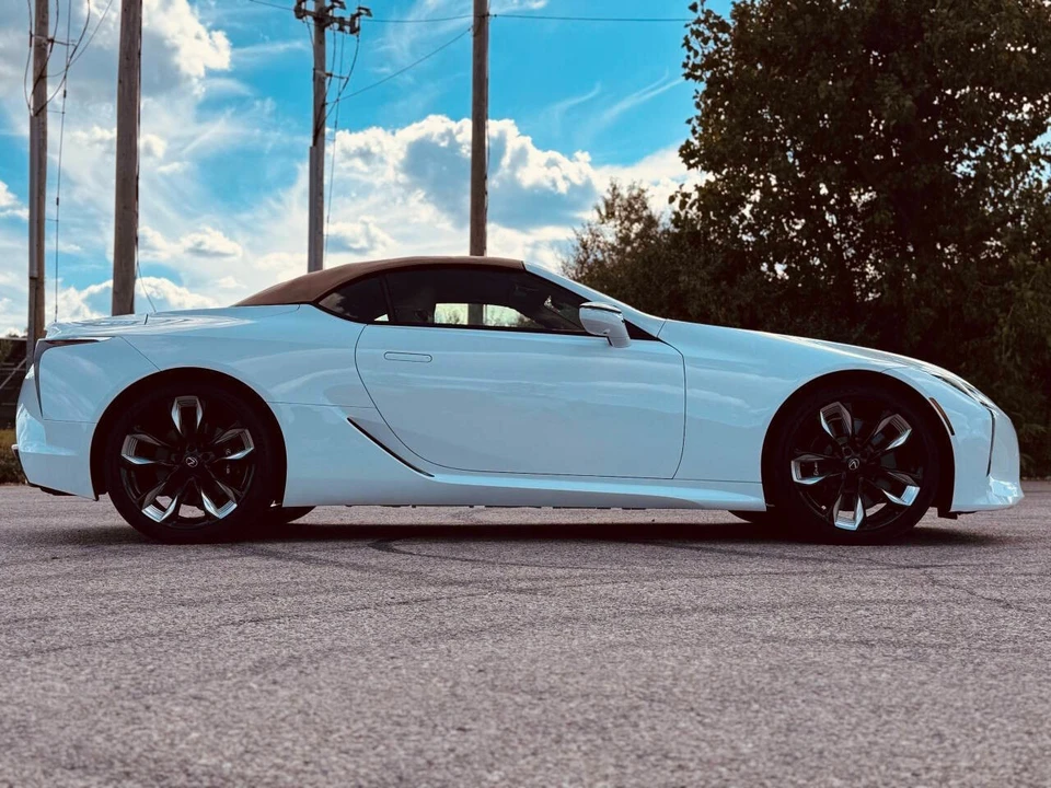 2024 Lexus LC - Image 7 of 21