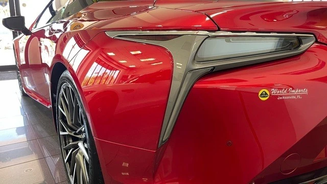 2024 Lexus LC - Image 15 of 21