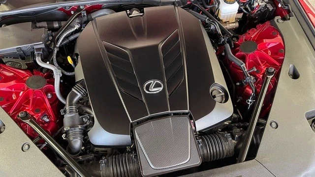 2024 Lexus LC - Image 20 of 21