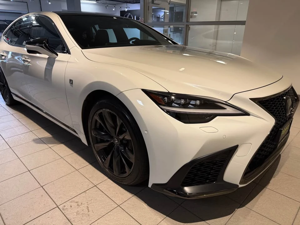 2024 Lexus LS 5th Gen - Image 2 of 10