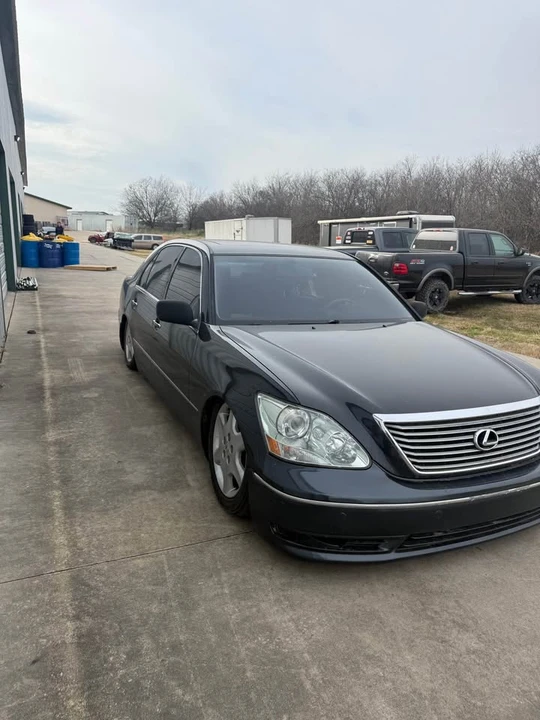 2004 Lexus LS 3rd Gen - Image 4 of 10