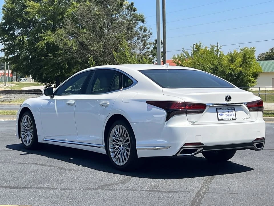 2024 Lexus LS 5th Gen - Image 19 of 20