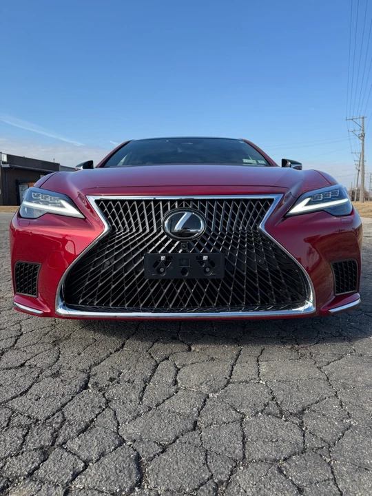 2024 Lexus LS 5th Gen - Image 13 of 21