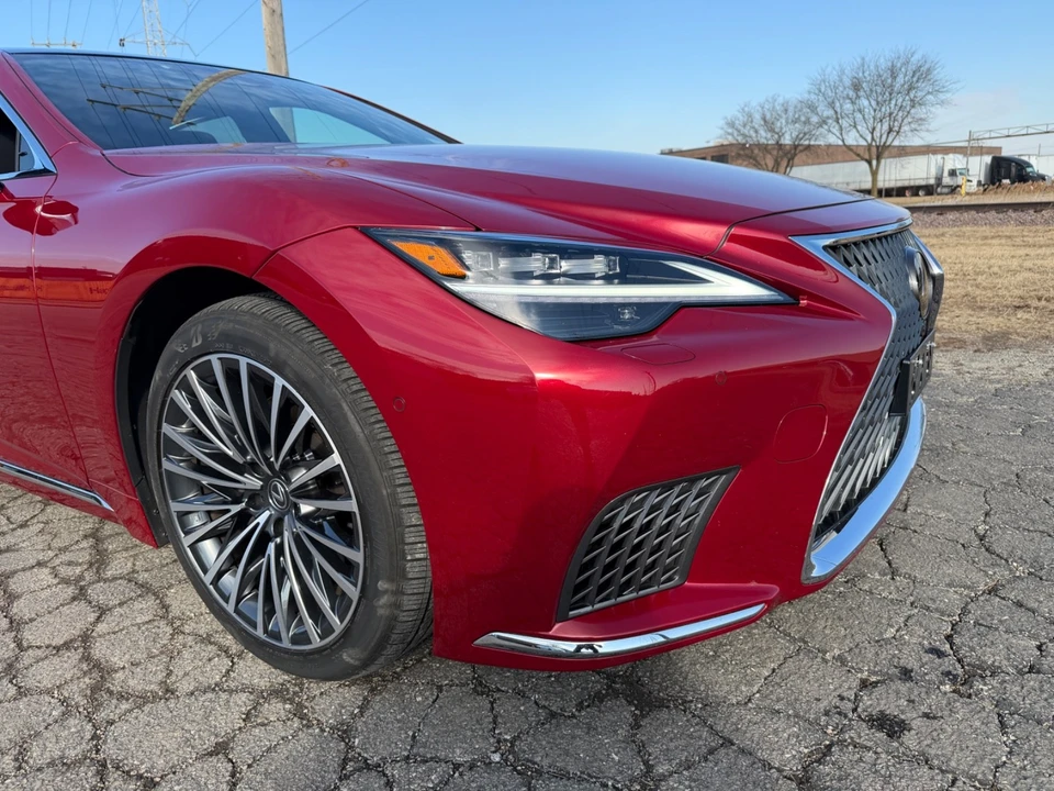 2024 Lexus LS 5th Gen - Image 11 of 21