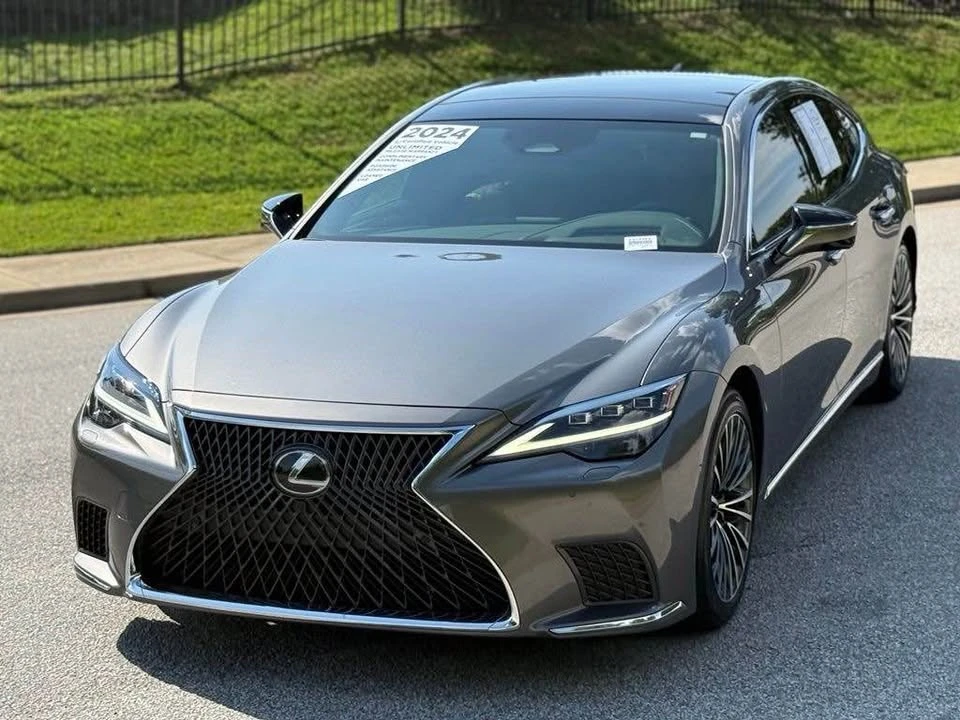 2024 Lexus LS 5th Gen - Image 4 of 18