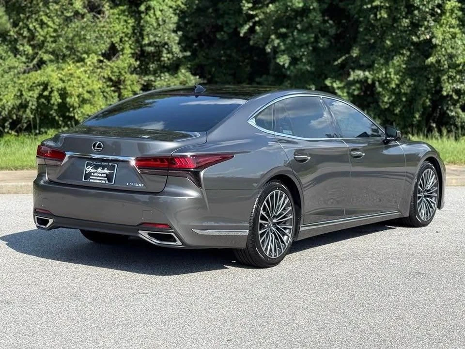 2024 Lexus LS 5th Gen - Image 8 of 18