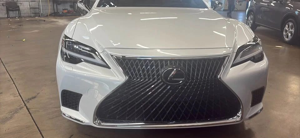 2024 Lexus LS 5th Gen - Image 3 of 11