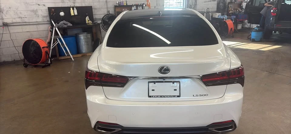 2024 Lexus LS 5th Gen - Image 4 of 11