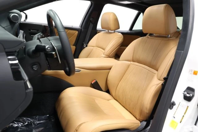 2024 Lexus LS 5th Gen - Image 15 of 31