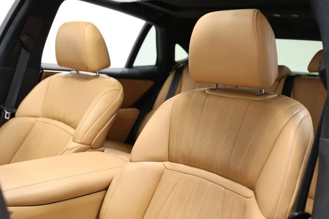 2024 Lexus LS 5th Gen - Image 16 of 31