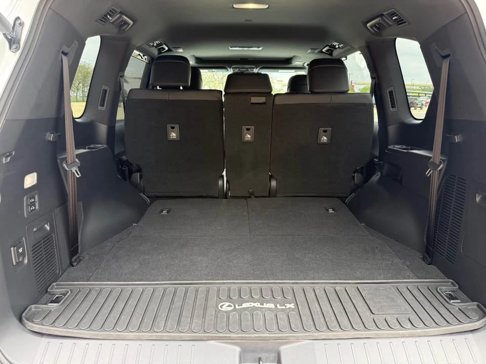 2024 Lexus LX 4th Gen - Image 8 of 15