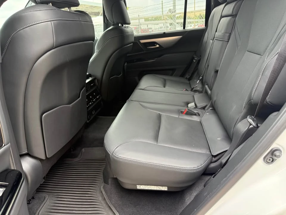 2024 Lexus LX 4th Gen - Image 10 of 15