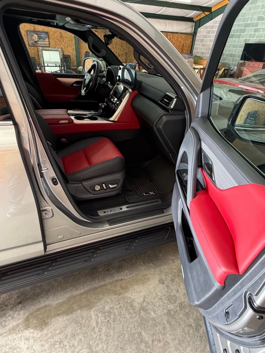 2024 Lexus LX 4th Gen - Image 11 of 17