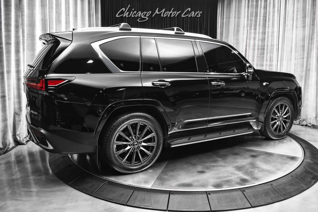 2024 Lexus LX 4th Gen - Image 5 of 21