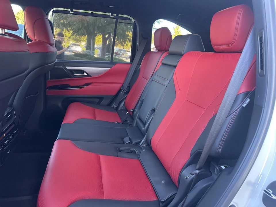 2024 Lexus LX 4th Gen - Image 7 of 8