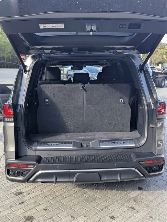 2024 Lexus LX 4th Gen - Image 14 of 15