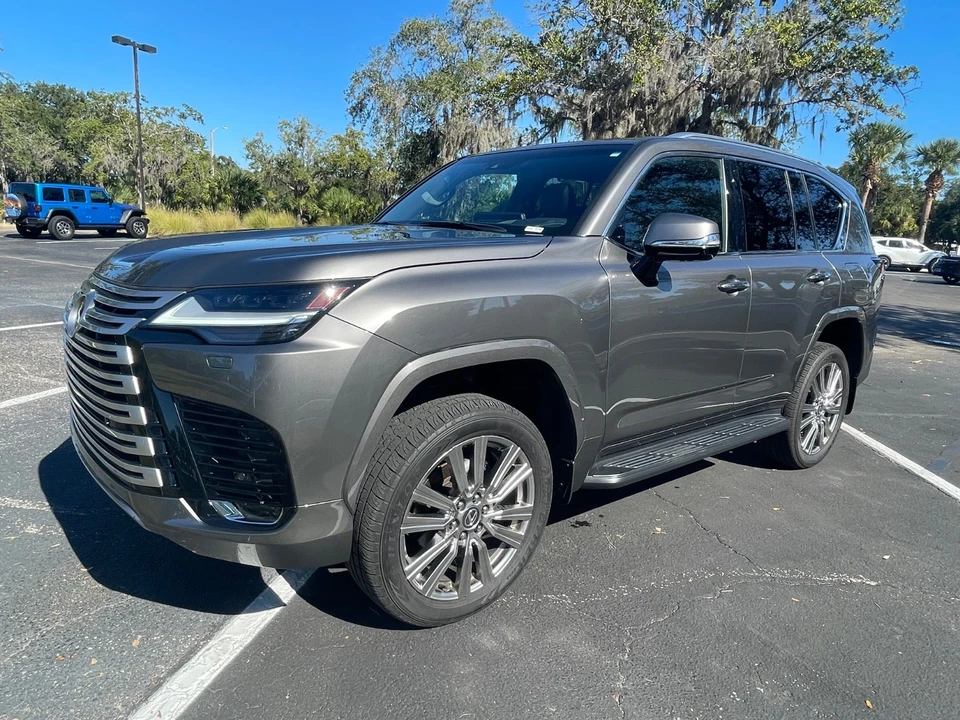 2024 Lexus LX 4th Gen - Image 2 of 21