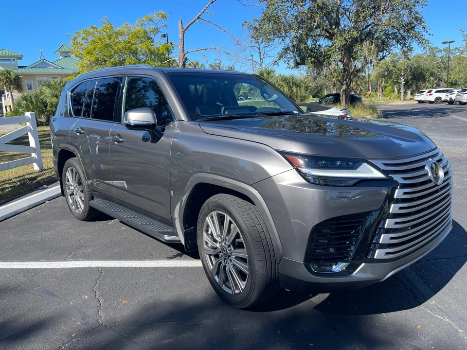 2024 Lexus LX 4th Gen - Image 11 of 21