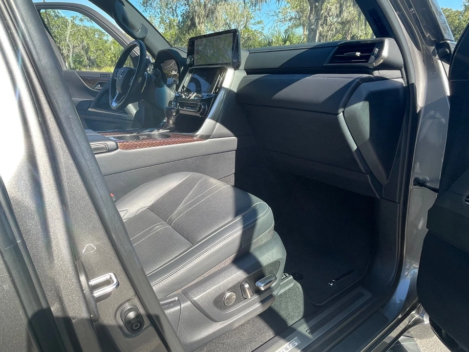 2024 Lexus LX 4th Gen - Image 21 of 21