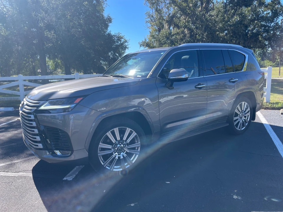 2024 Lexus LX 4th Gen - Image 5 of 21